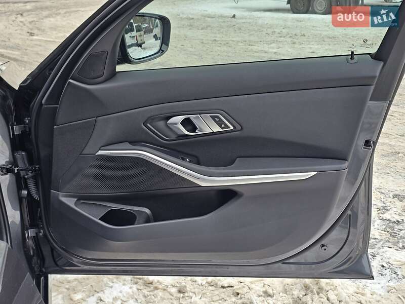 Седан BMW 3 Series 2020 в Киеве фото 46 Седан BMW 3 Series 2020 в Киеве