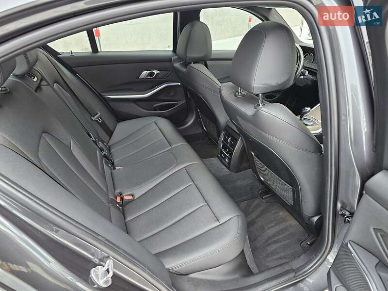 Седан BMW 3 Series 2020 в Киеве фото 51 Седан BMW 3 Series 2020 в Киеве