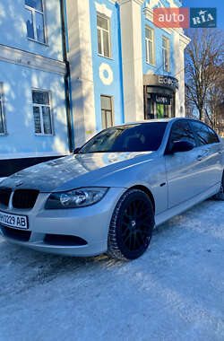 Седан BMW 3 Series 2007 в Конотопе