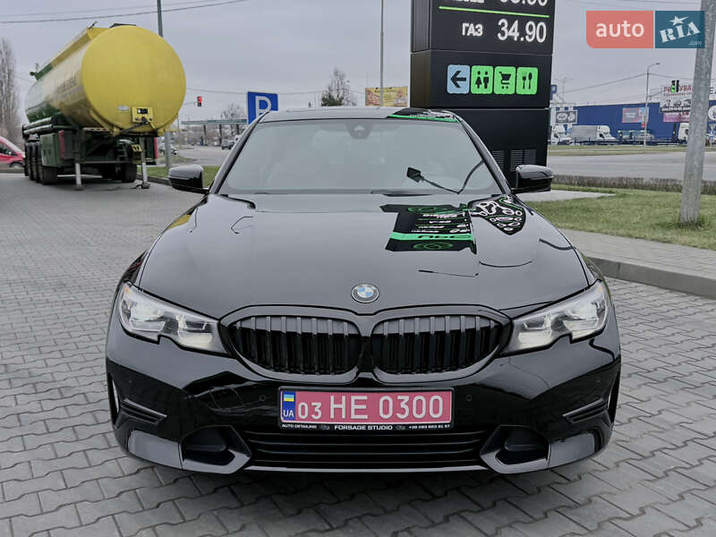 Седан BMW 3 Series 2019 в Ковеле