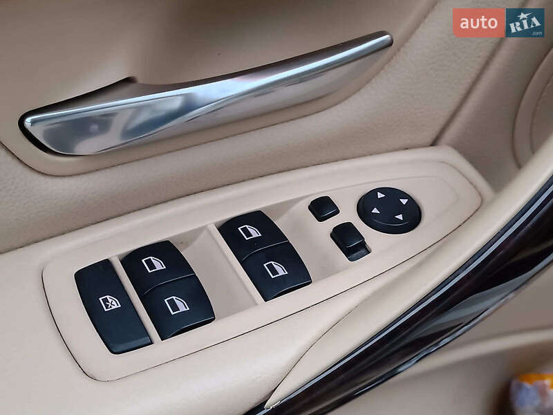 Седан BMW 3 Series 2015 в Харкові