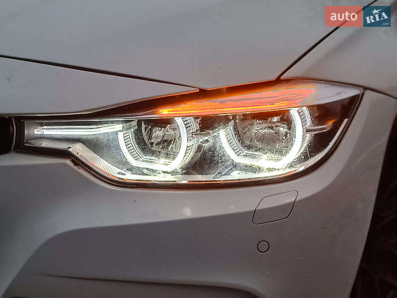 Седан BMW 3 Series 2015 в Харкові