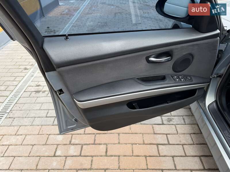 Седан BMW 3 Series 2006 в Белой Церкви