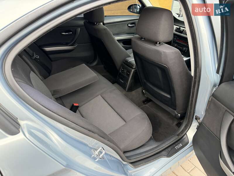 Седан BMW 3 Series 2006 в Белой Церкви