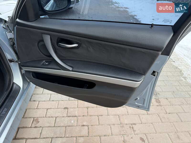 Седан BMW 3 Series 2006 в Белой Церкви