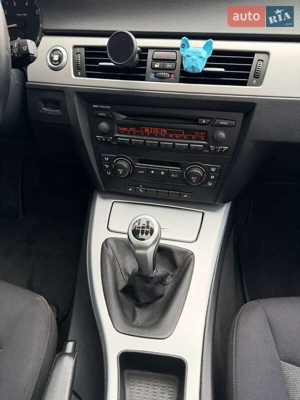 Седан BMW 3 Series 2006 в Белой Церкви