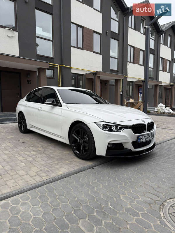 Седан BMW 3 Series 2018 в Одессе фото 15 Седан BMW 3 Series 2018 в Одессе