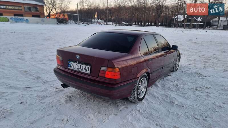 Седан BMW 3 Series 1994 в Тернополі