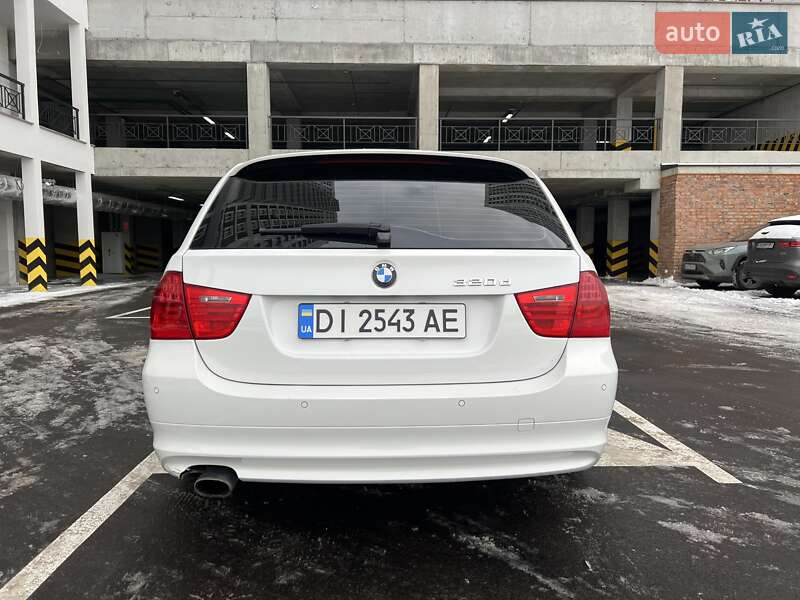 Універсал BMW 3 Series 2009 в Києві