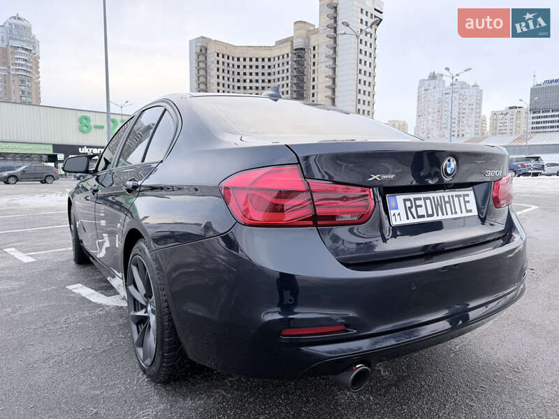 Седан BMW 3 Series 2017 в Києві