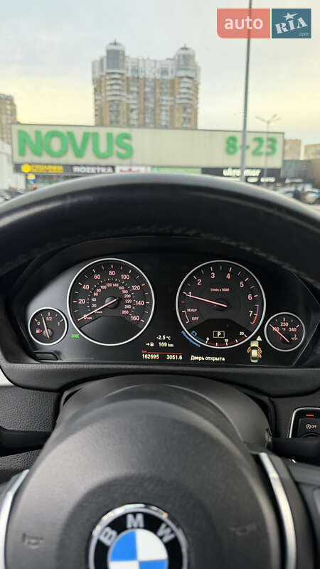 Седан BMW 3 Series 2017 в Києві