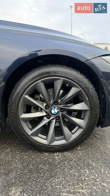 Седан BMW 3 Series 2017 в Києві