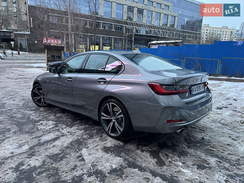 Седан BMW 3 Series 2022 в Києві фото 6 Седан BMW 3 Series 2022 в Києві