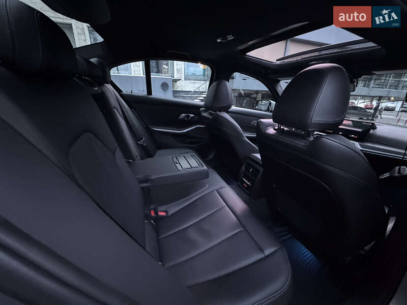 Седан BMW 3 Series 2022 в Києві фото 32 Седан BMW 3 Series 2022 в Києві