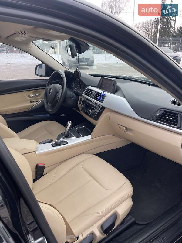 Седан BMW 3 Series 2017 в Житомире