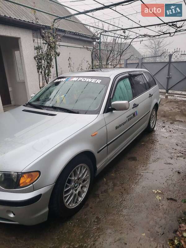 Универсал BMW 3 Series 2002 в Измаиле