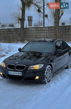 Седан BMW 3 Series 2009 в Зорі