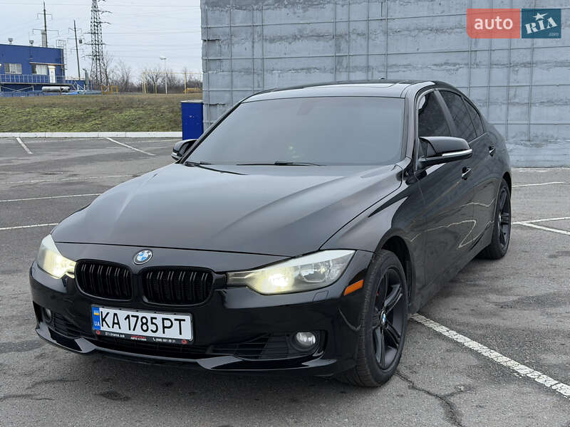 Седан BMW 3 Series 2012 в Полтаві