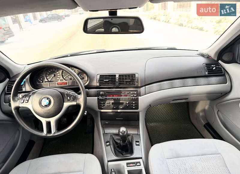 Седан BMW 3 Series 2003 в Тростянці