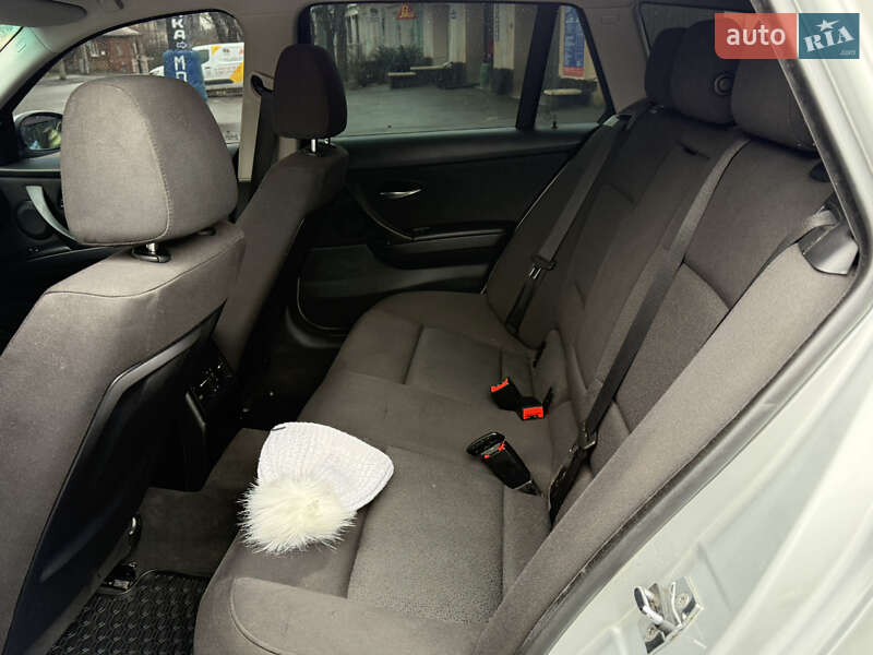Универсал BMW 3 Series 2005 в Николаеве фото 23 Универсал BMW 3 Series 2005 в Николаеве