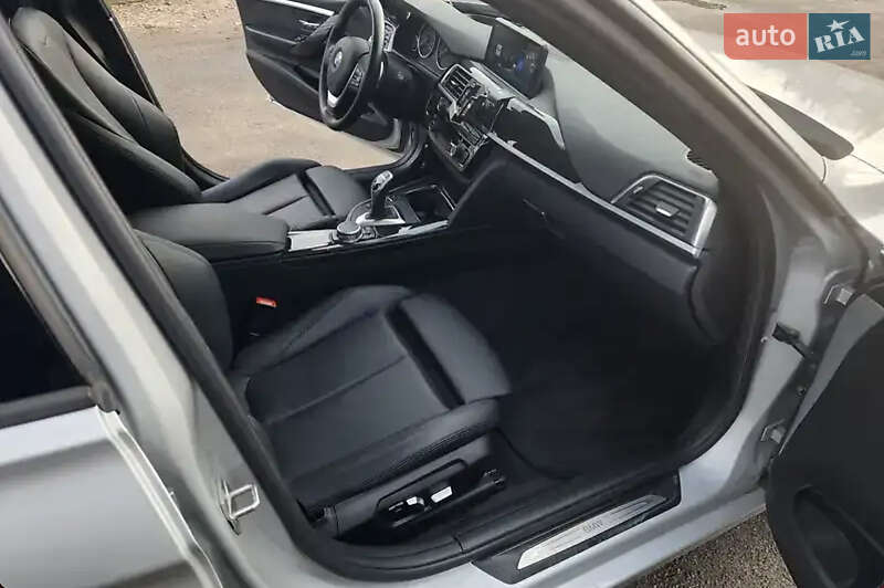 Седан BMW 3 Series 2016 в Києві