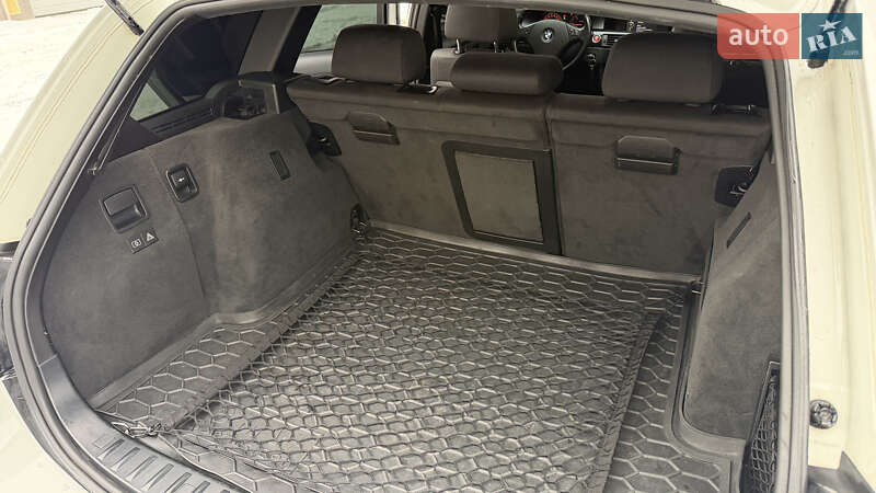 Универсал BMW 3 Series 2010 в Житомире