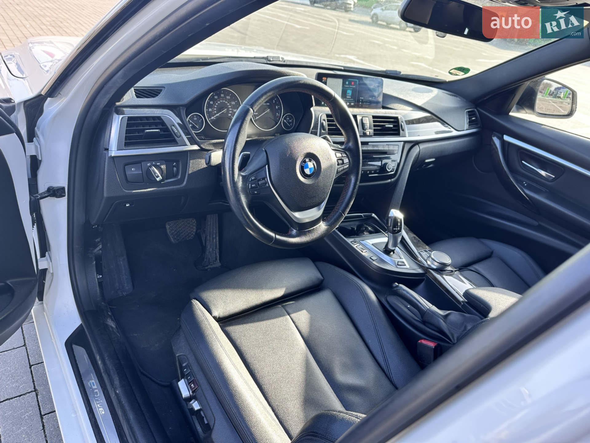 2016 BMW 3er - мініатюра 12