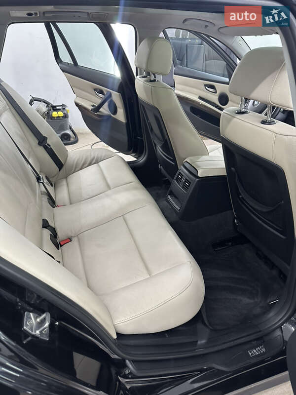 Універсал BMW 3 Series 2010 в Чернівцях фото 20 Універсал BMW 3 Series 2010 в Чернівцях