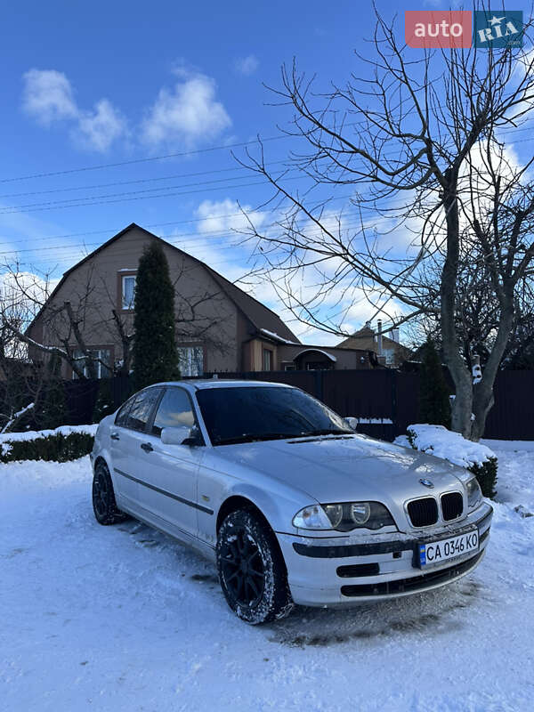 Седан BMW 3 Series 2000 в Черкасах фото Седан BMW 3 Series 2000 в Черкасах