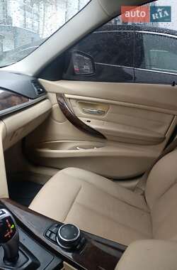 Седан BMW 3 Series 2015 в Киеве