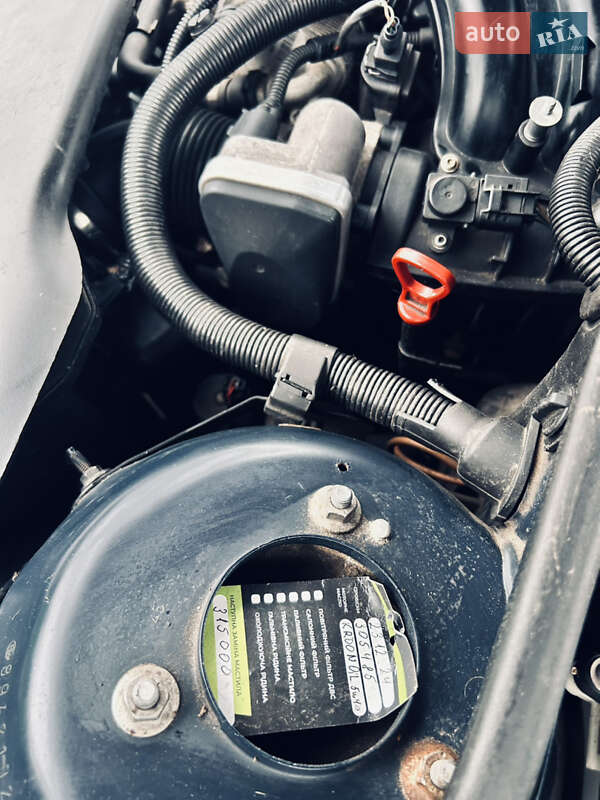 Седан BMW 3 Series 2004 в Киеве фото 6 Седан BMW 3 Series 2004 в Киеве