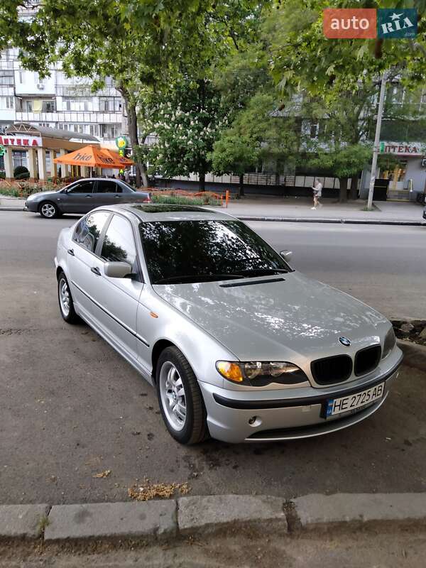 Седан BMW 3 Series 2004 в Николаеве