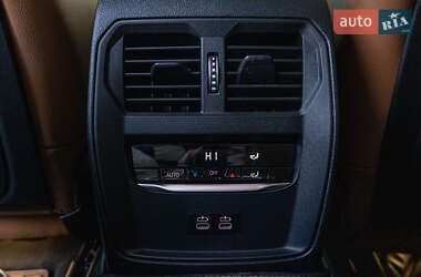 Седан BMW 3 Series 2020 в Чернівцях