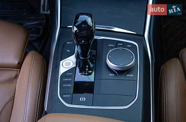Седан BMW 3 Series 2020 в Чернівцях