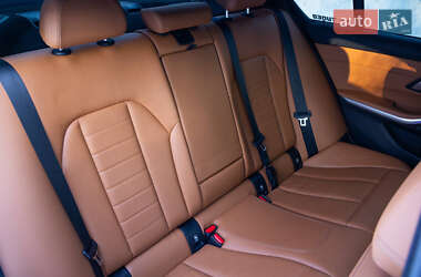 Седан BMW 3 Series 2020 в Чернівцях