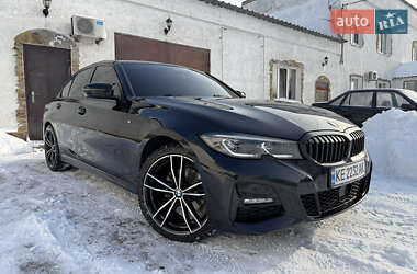 Седан BMW 3 Series 2022 в Дніпрі