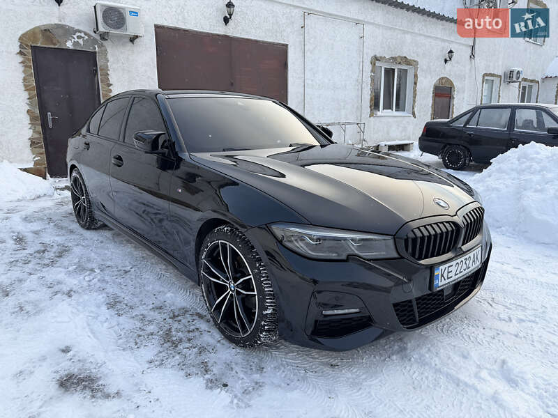 Седан BMW 3 Series 2022 в Днепре