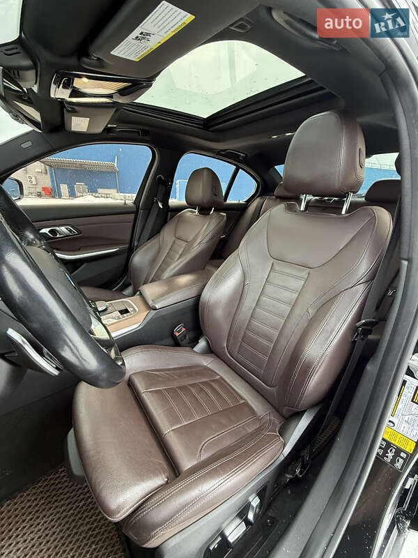 Седан BMW 3 Series 2019 в Киеве