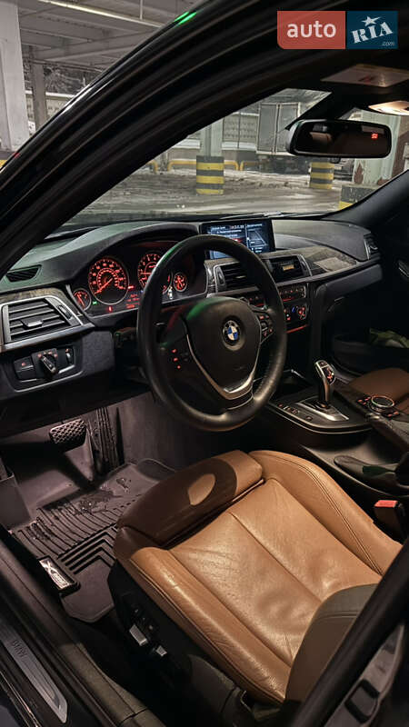 Седан BMW 3 Series 2016 в Киеве