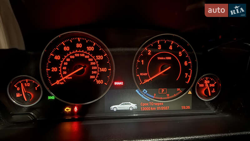 Седан BMW 3 Series 2016 в Киеве