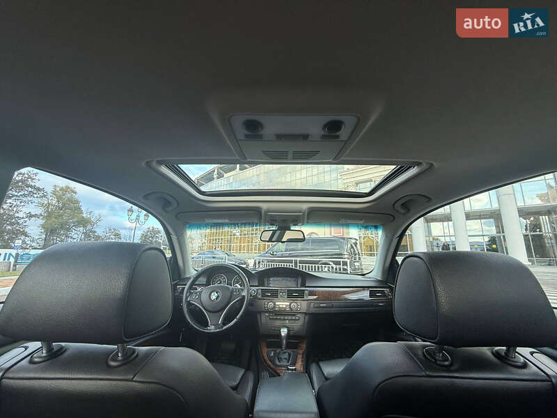 Купе BMW 3 Series 2010 в Одессе