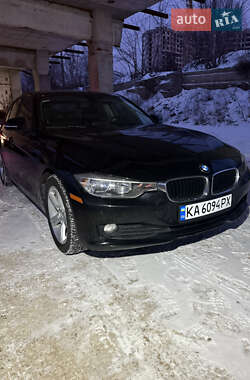 Седан BMW 3 Series 2015 в Киеве