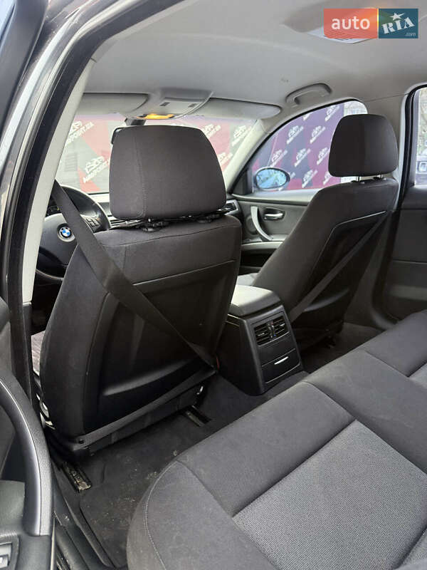 Седан BMW 3 Series 2007 в Сумах