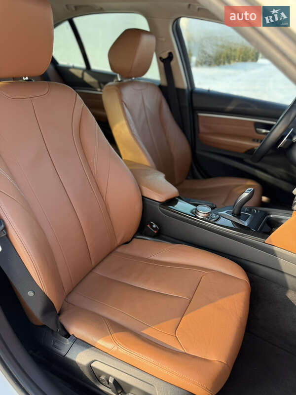Седан BMW 3 Series 2014 в Сумах