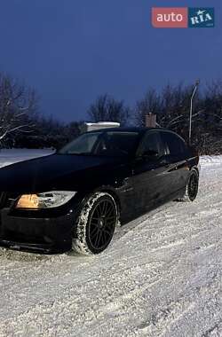 Седан BMW 3 Series 2006 в Мукачево