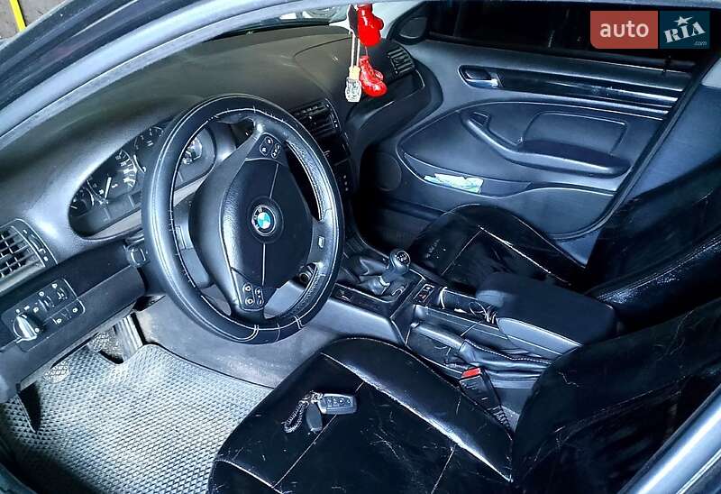 Седан BMW 3 Series 1999 в Черноморске