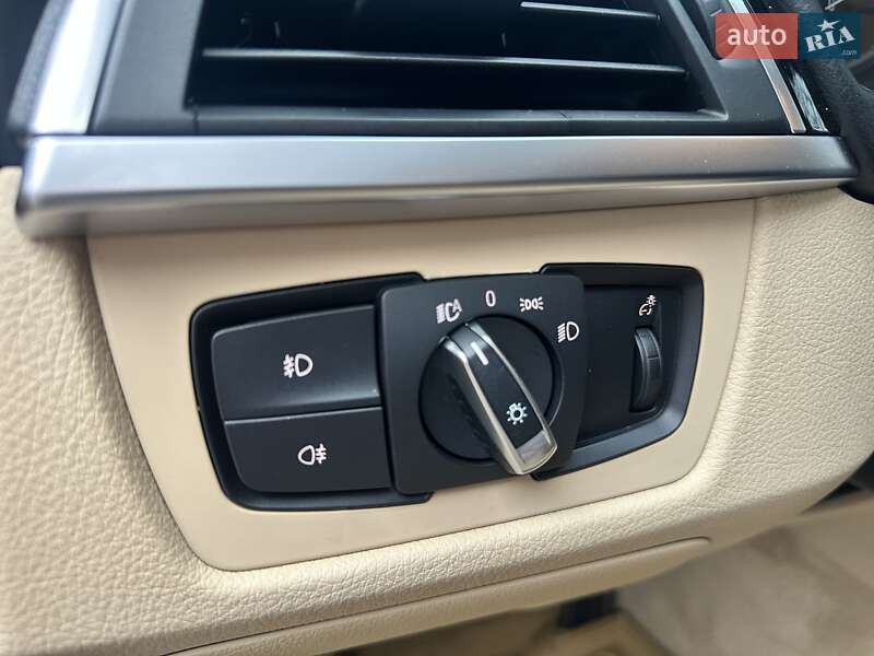 Седан BMW 3 Series 2015 в Одессе