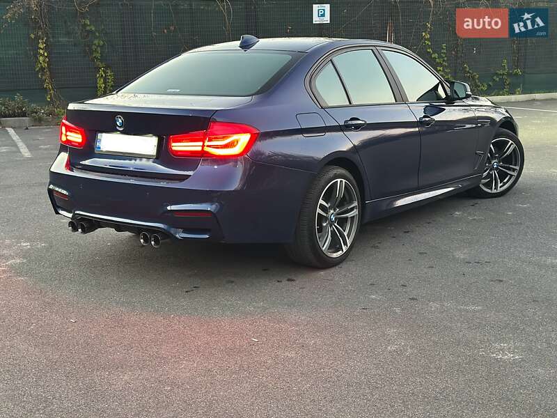Седан BMW 3 Series 2015 в Одессе