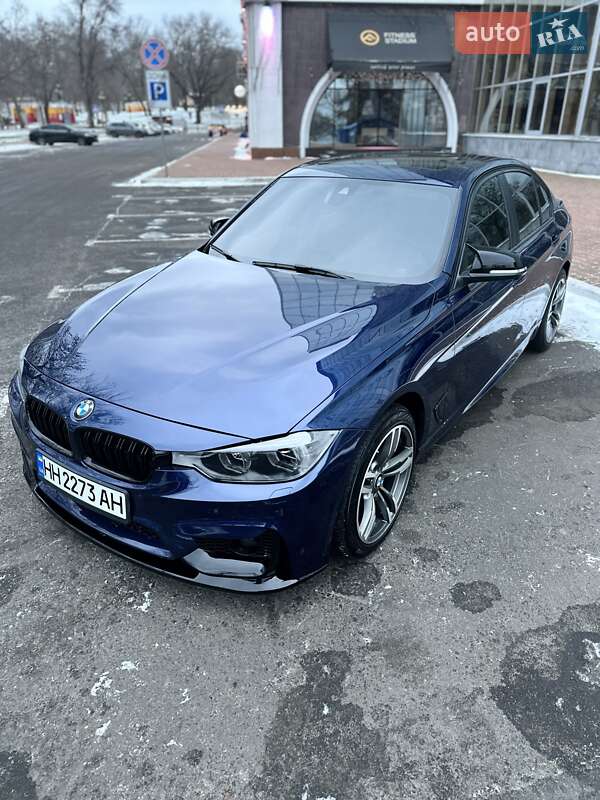 Седан BMW 3 Series 2015 в Одессе