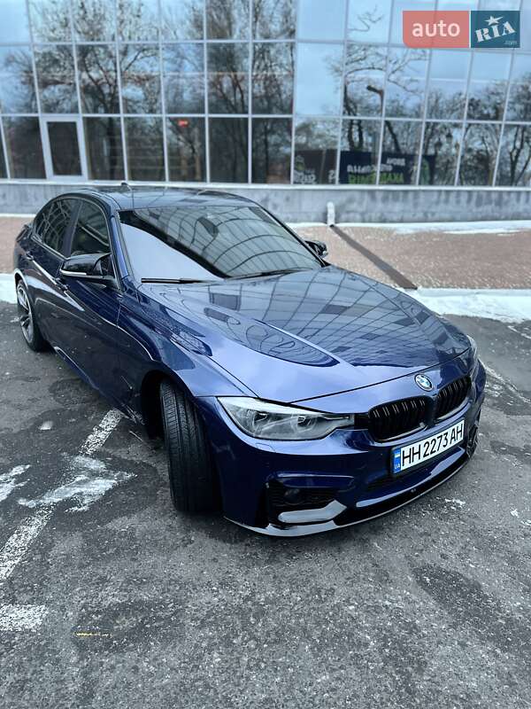 Седан BMW 3 Series 2015 в Одессе